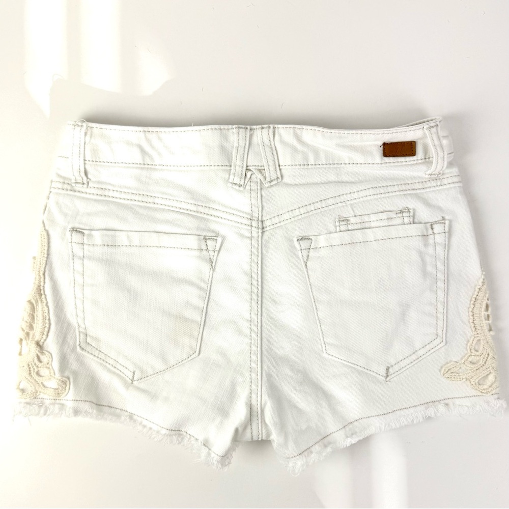 Jolt Women's White Jean Shorts with Cream Lace - Picture 2 of 4